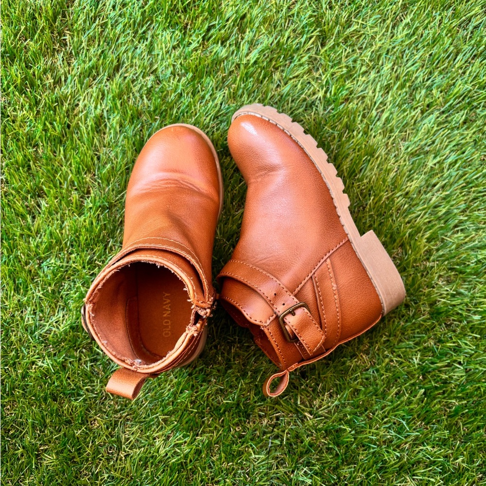 Old Navy Kids Brown Boots with Buckle